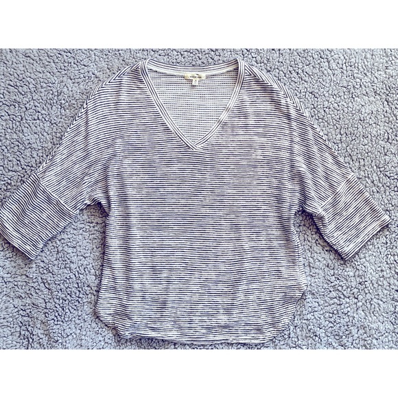 Max Studio Tops - Max Studio Medium Black & White Striped Short Sleeve Top.